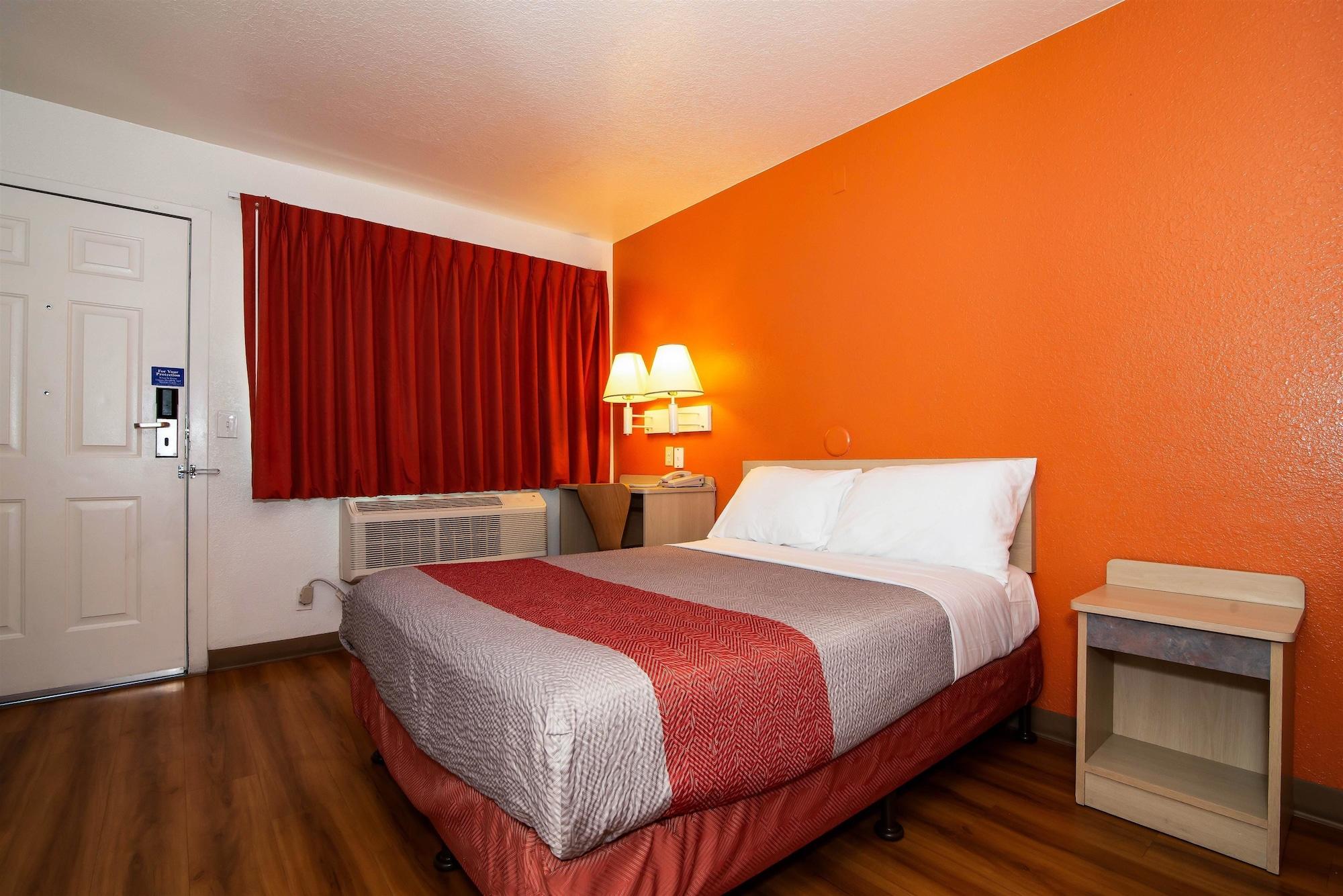 Motel 6-Palm Springs, Ca - East - Palm Canyon Екстериор снимка