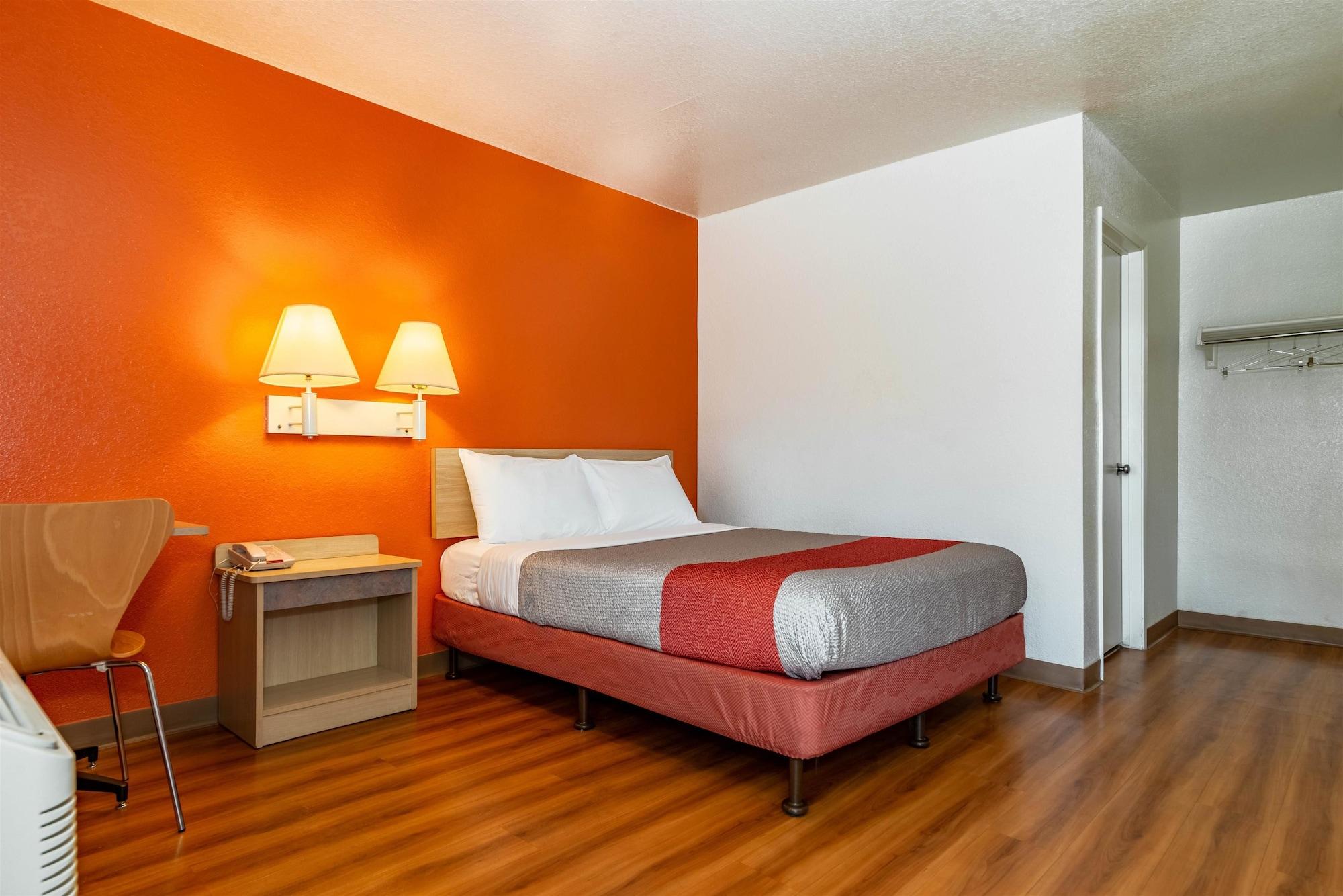 Motel 6-Palm Springs, Ca - East - Palm Canyon Екстериор снимка