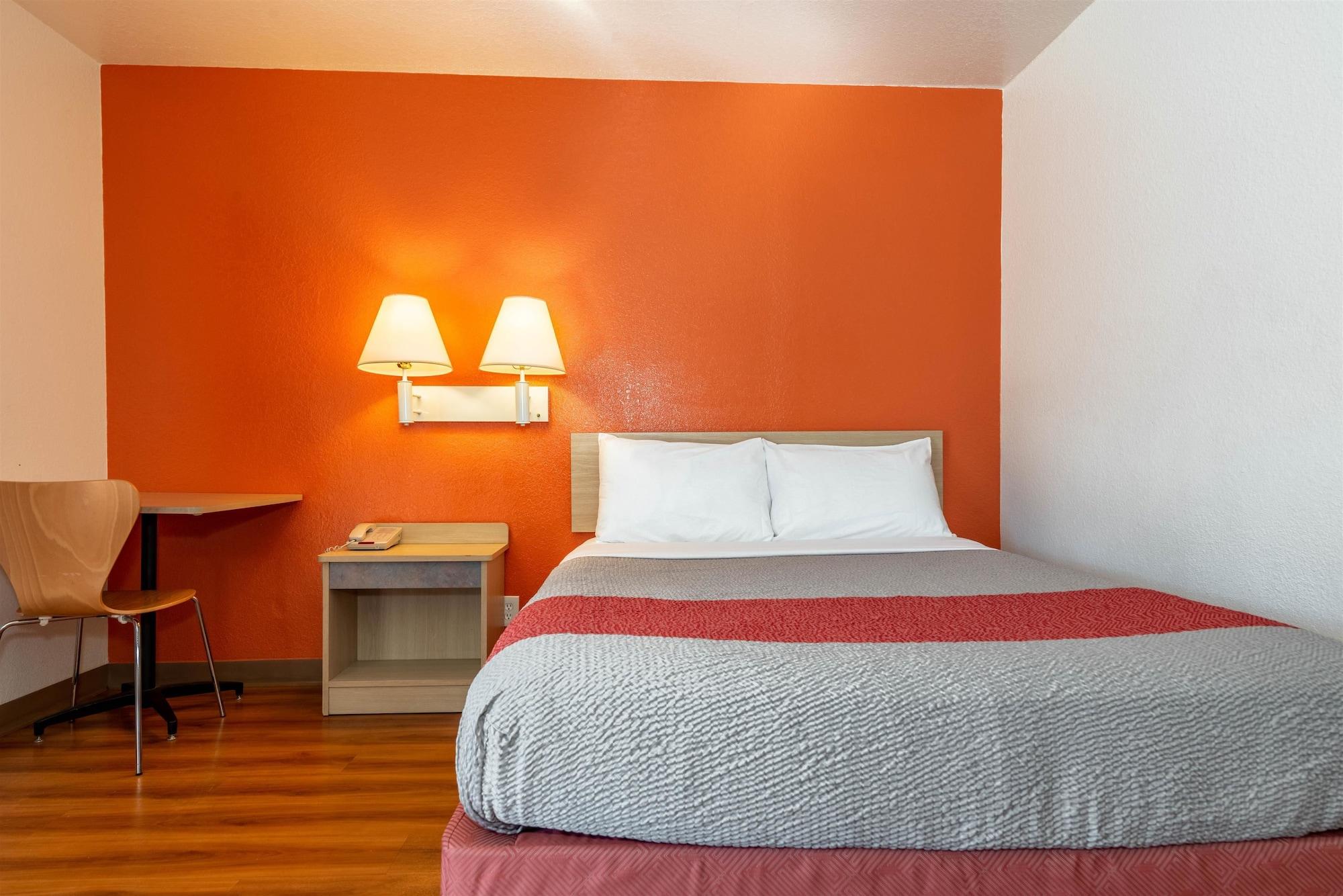 Motel 6-Palm Springs, Ca - East - Palm Canyon Екстериор снимка