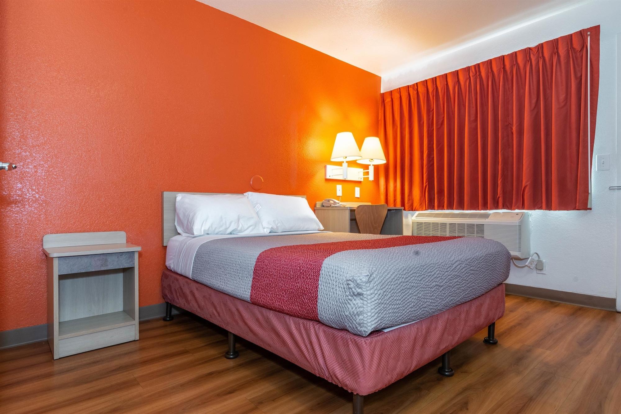 Motel 6-Palm Springs, Ca - East - Palm Canyon Екстериор снимка