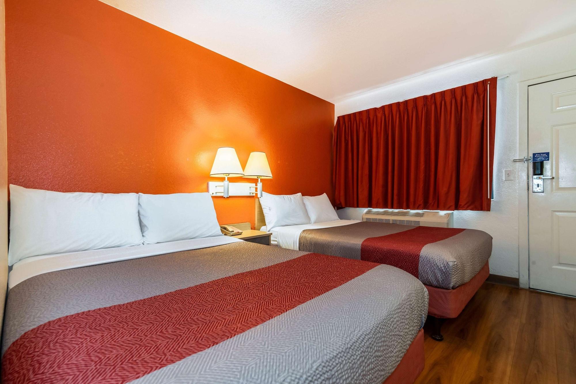Motel 6-Palm Springs, Ca - East - Palm Canyon Екстериор снимка