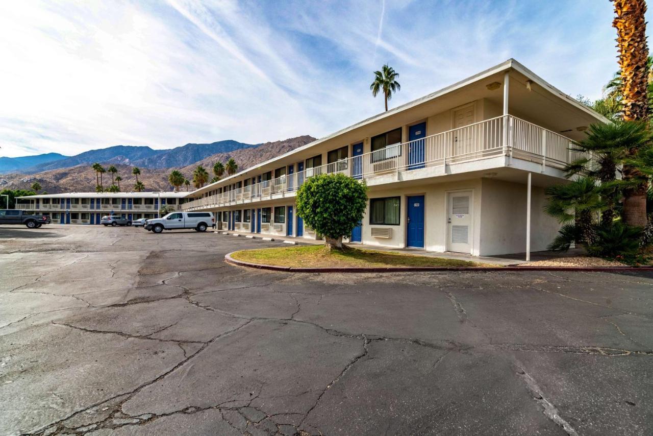 Motel 6-Palm Springs, Ca - East - Palm Canyon Екстериор снимка